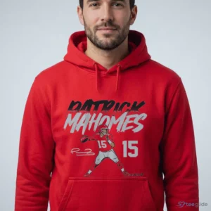 Patrick Mahomes Name & Number Pose T-Shirt 3 patrick mahomes name number pose t shirt 4